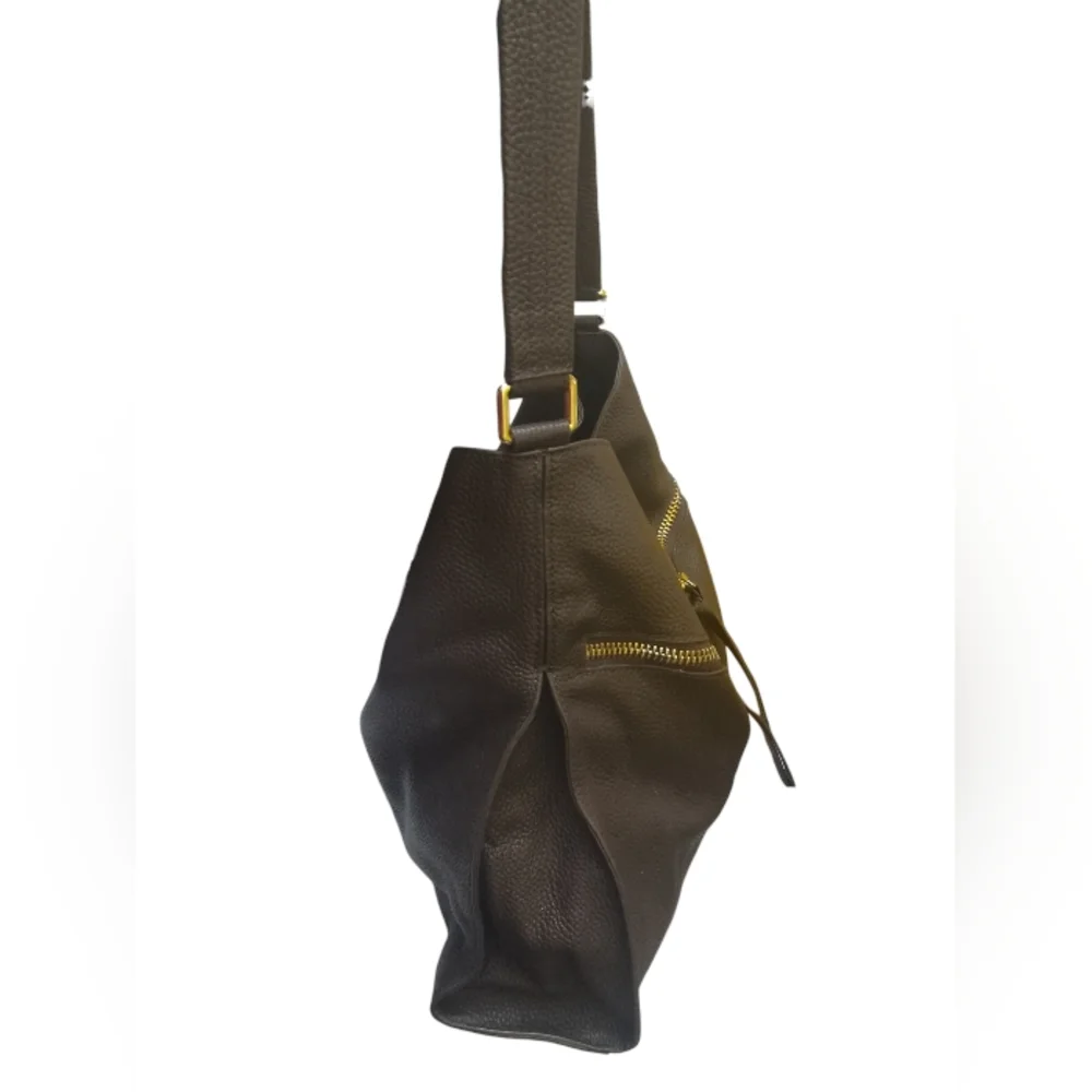 Tote Le Monde The Geneva Tote In Chocolate Brown